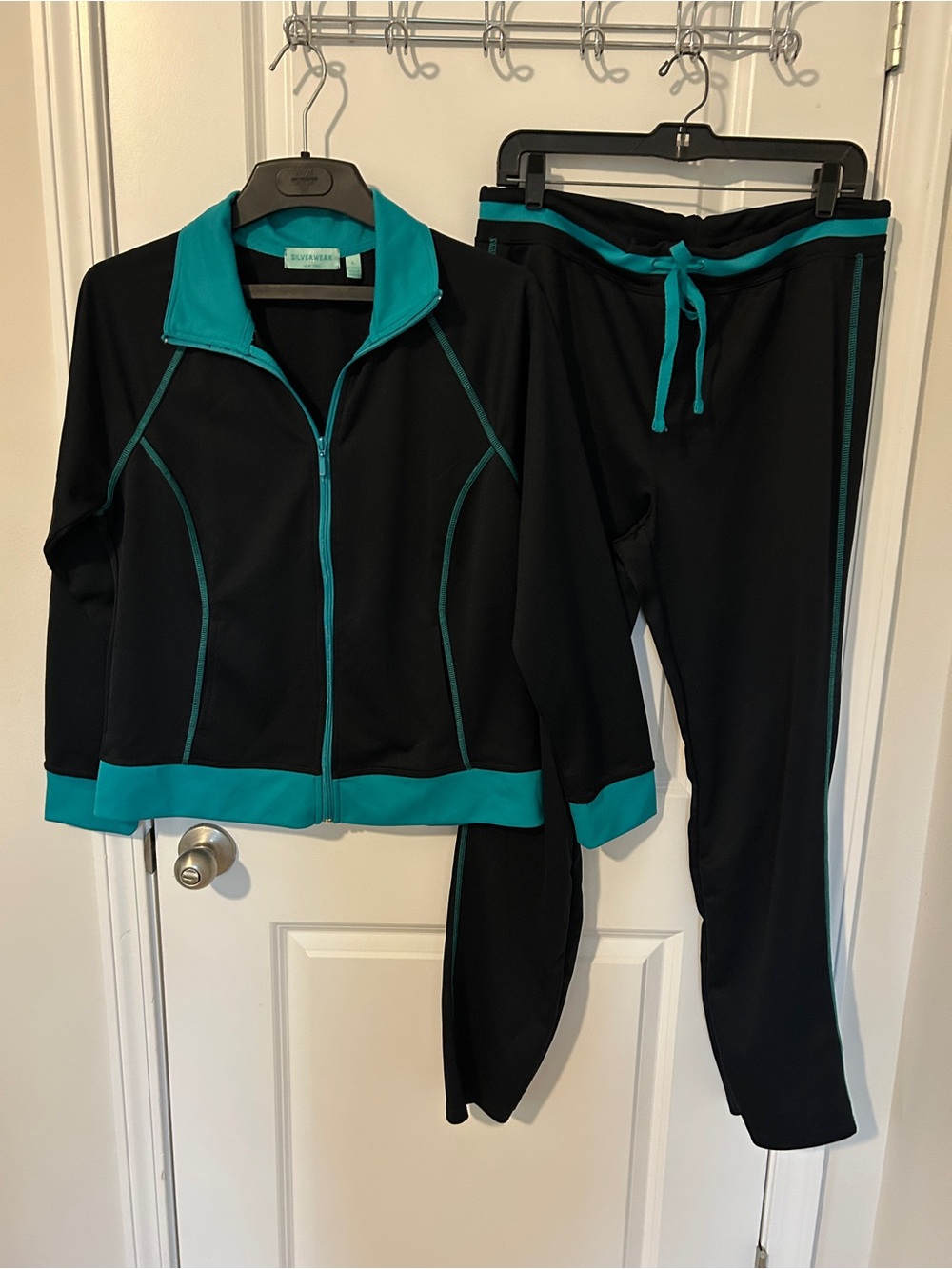 Jogging suit